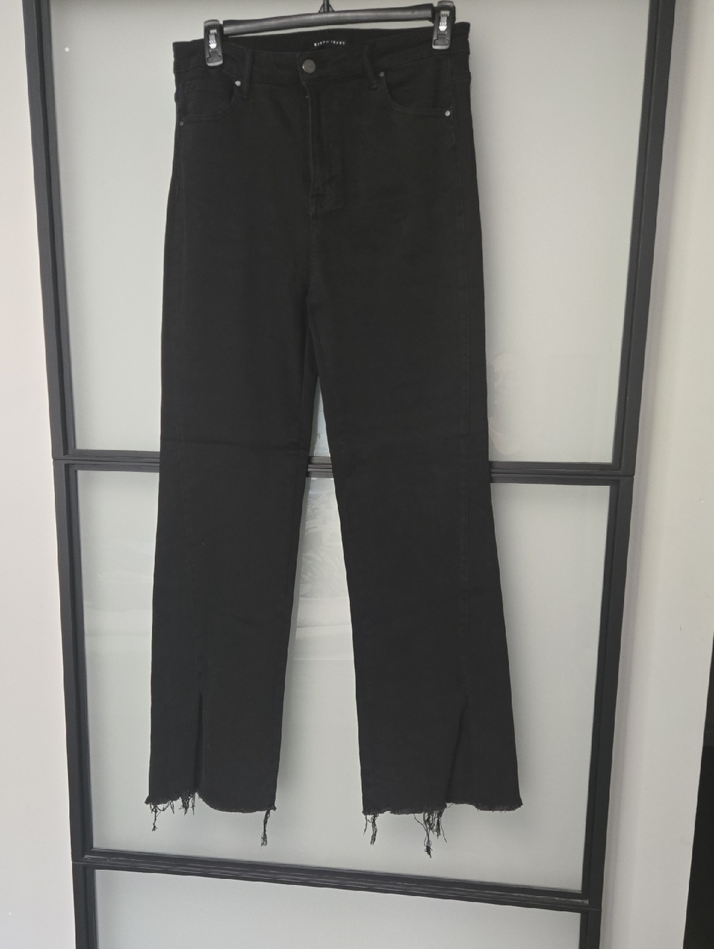 NWT RISEN HI RISE SEXY SPLIT HEM JEANS. 15/32